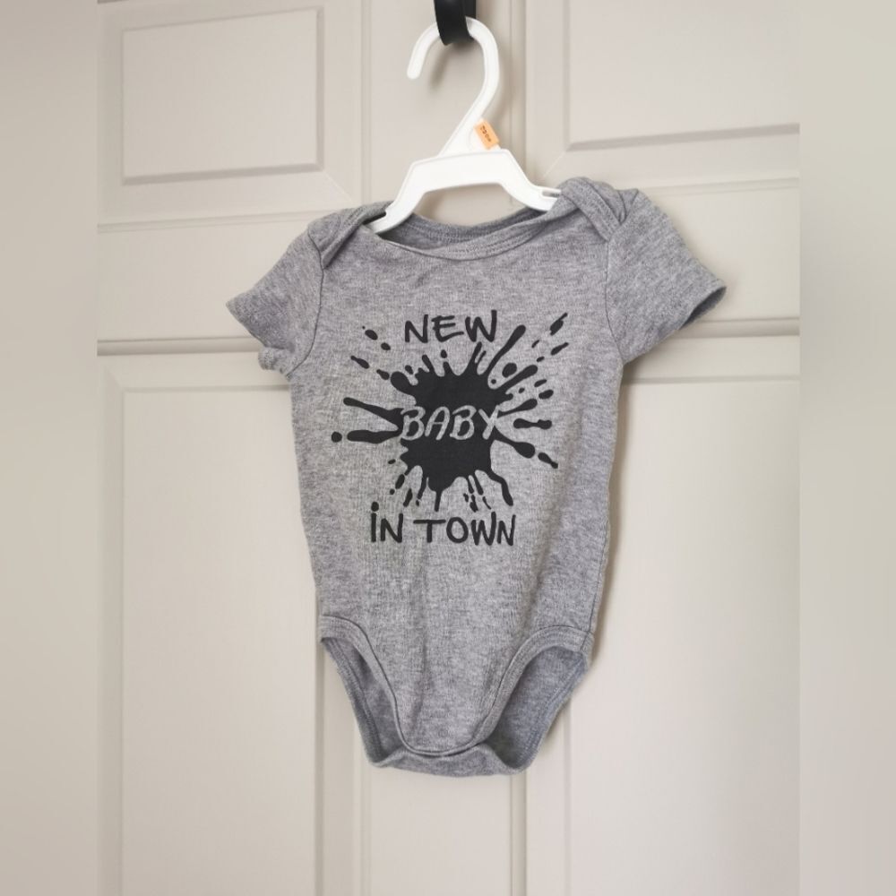 10/$10 Monkey Bars onesie size 3m